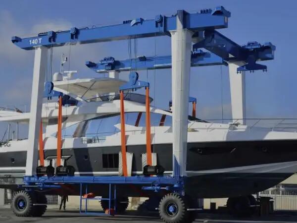 游艇吊的型號(hào)有哪些？分別適用于什么場(chǎng)合？