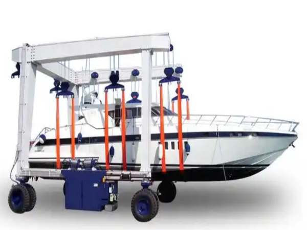 游艇吊的吊裝成本：游艇吊裝的成本和效益如何？